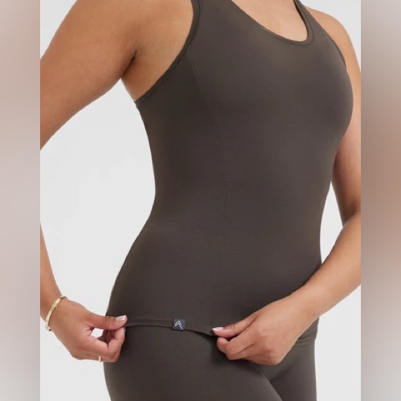 Oner Active Mellow Soft Vest - Deep Taupe - Size Large - Picture 3 of 5